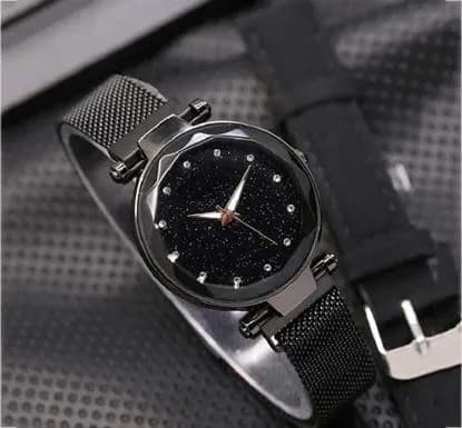 Luxury Starry Sky Women's Watch – Magnetic Elegance for Every Day - Image 10