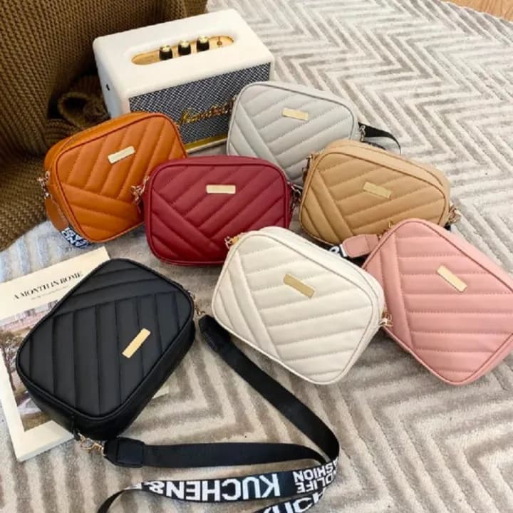 Handbag for girls - Bags for girls - Leather Bag for women mini Avaliable colors: black, white, mehroon, pink and brown - Image 5